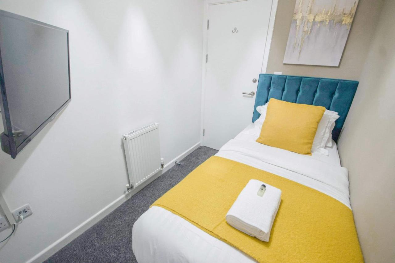 Affordable Digs Nr City Centre Sleeps5 Free Secure Parking Coventry Esterno foto